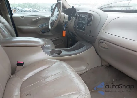 1998 Ford Expedition Eddie Bauer/Xlt from USA, damaged, VIN 1FMPU18L5WLA85444